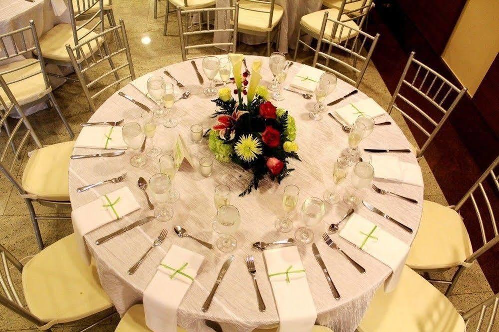 פנמה סיטי Torres De Alba Hotel & Suites מראה חיצוני תמונה