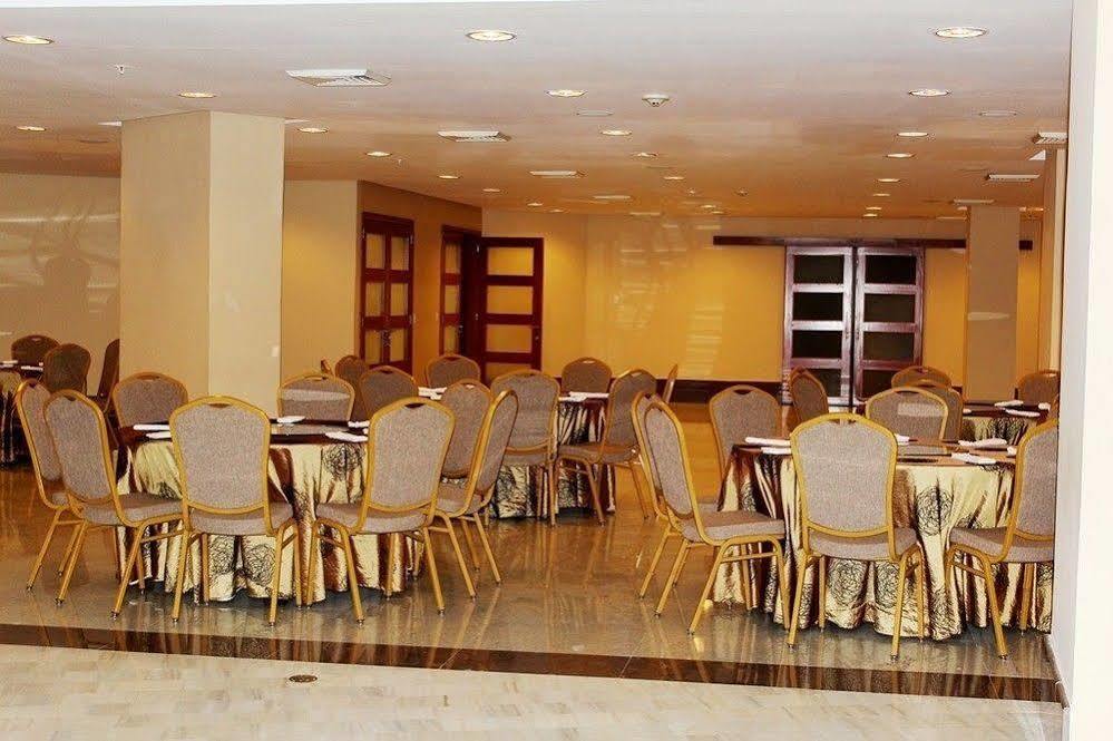 פנמה סיטי Torres De Alba Hotel & Suites מראה חיצוני תמונה